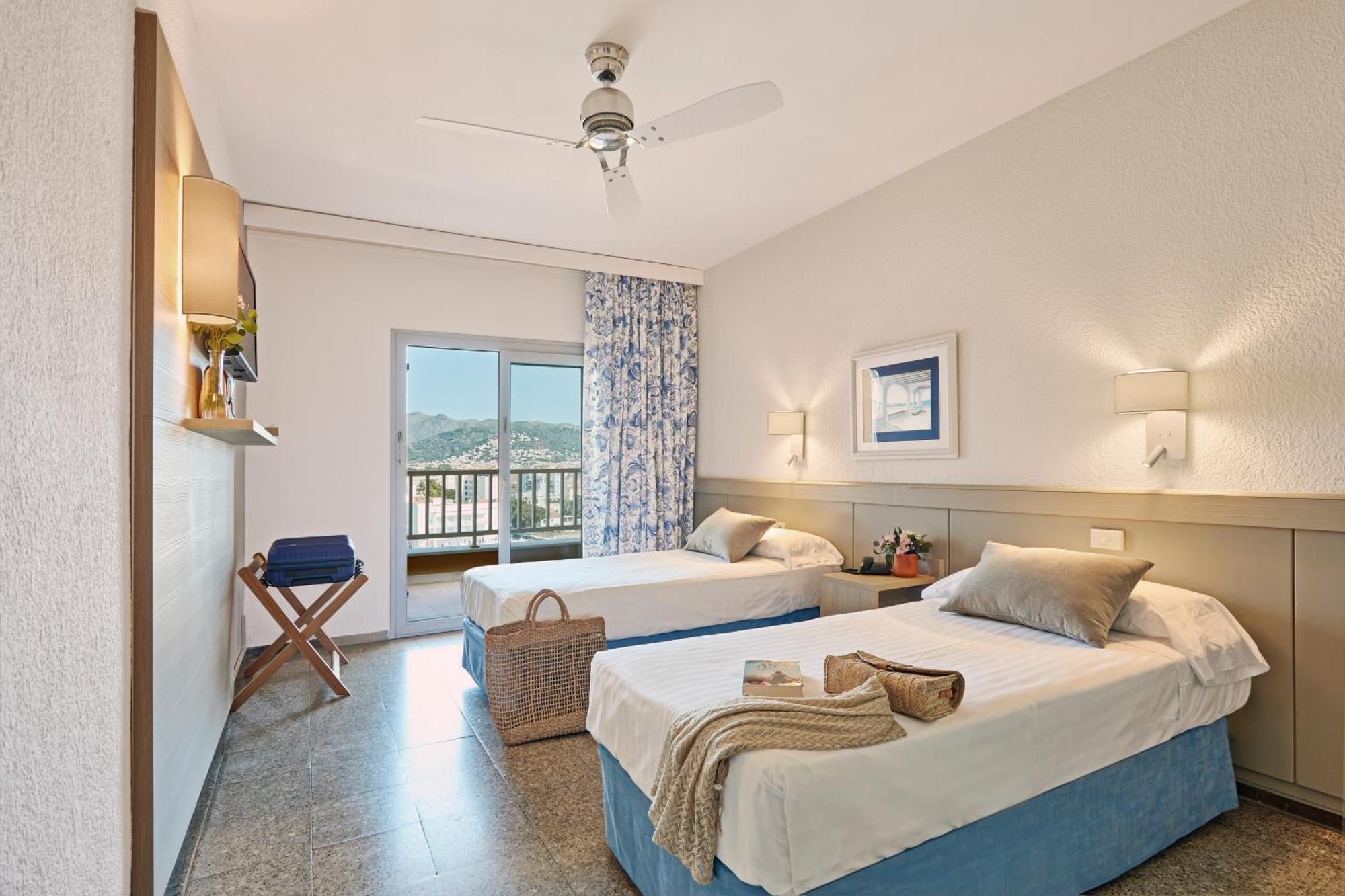 Prestige Goya Park Hotel 3*