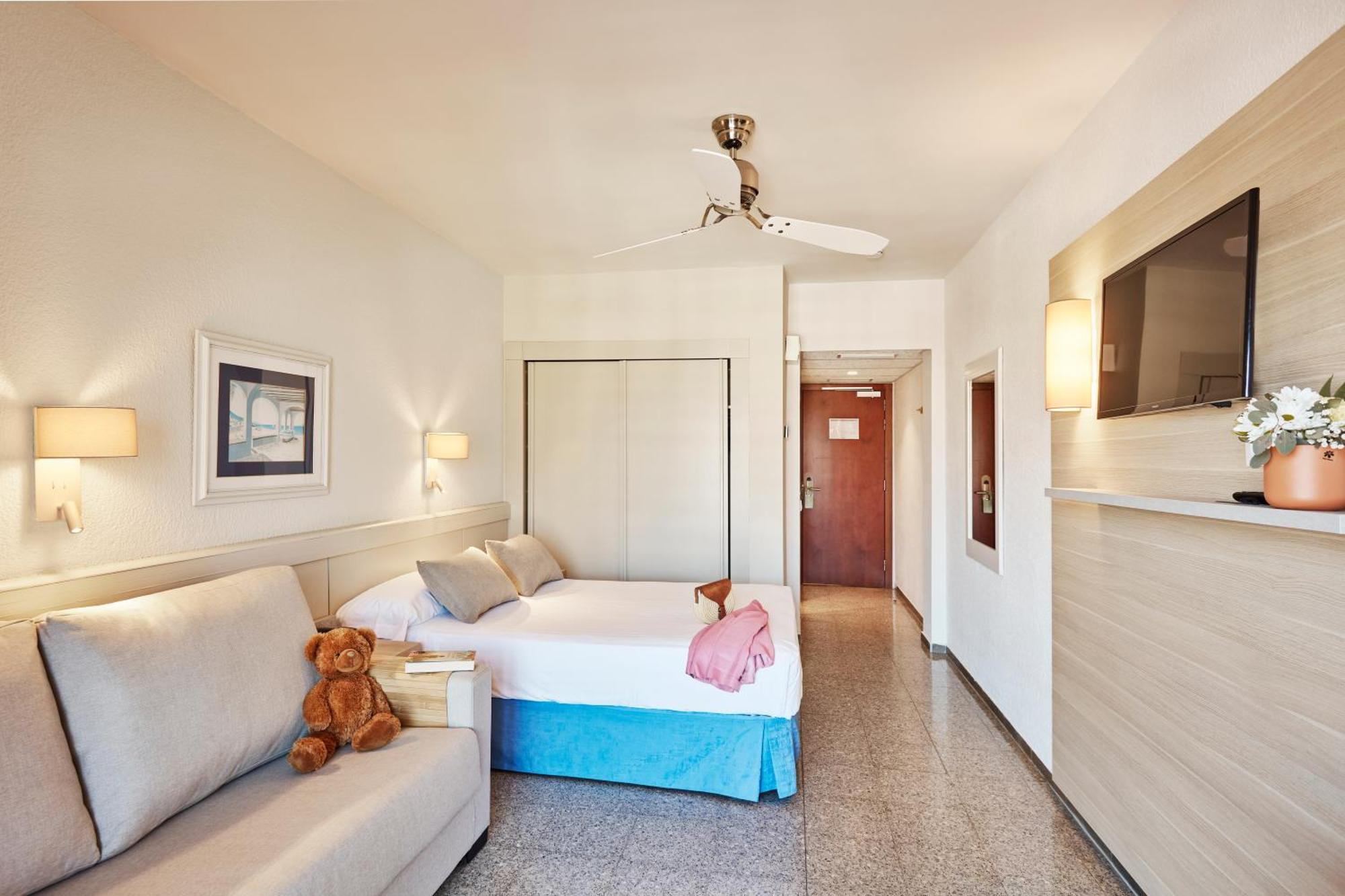 Hotel Prestige Goya Park 3*